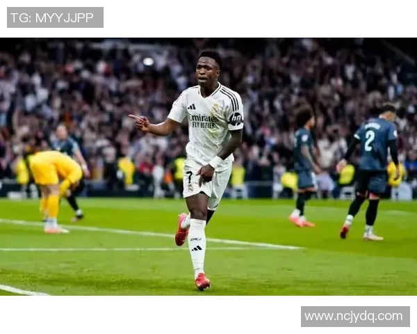 足球明星背后的故事与他们曾经的挚友们的情谊与回忆 足球明星背后的故事与他们曾经的挚友们的情谊与回忆