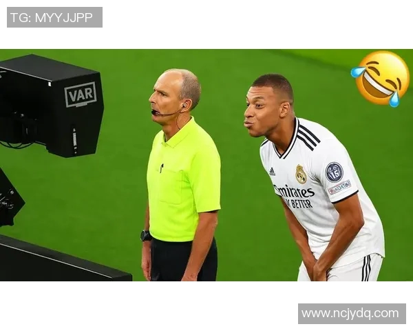 足球明星搞笑助跑动作大揭秘让你捧腹大笑的精彩瞬间